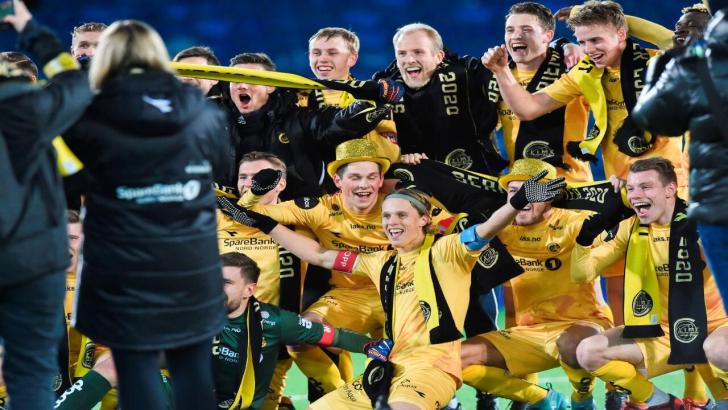 Bodo/Glimt celebrate winning the Norwegian league title